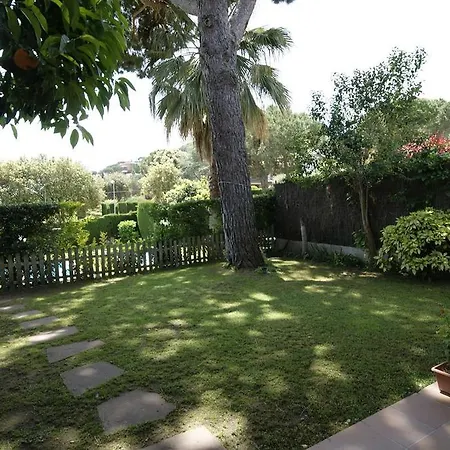 La Pineda 아파트
